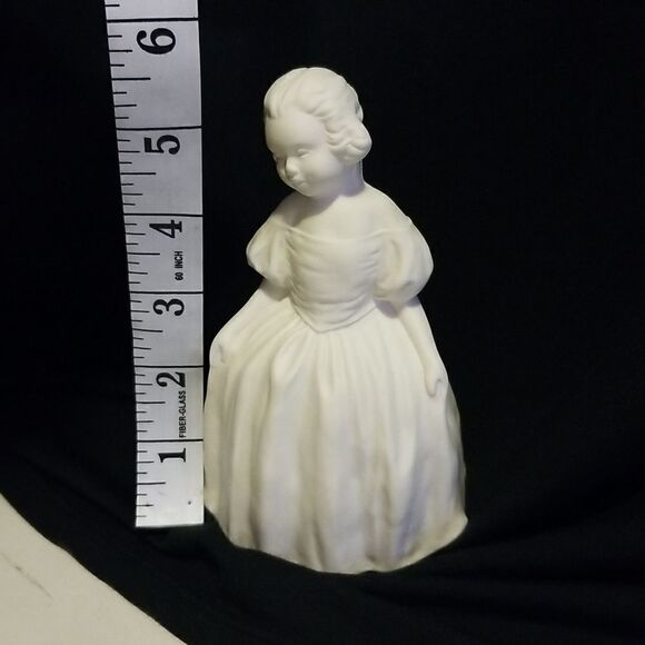Vintage Victoria girl bell Goebel W Germany Ceramic Bells  5" Girl, Sweep Bell - Picture 11 of 12